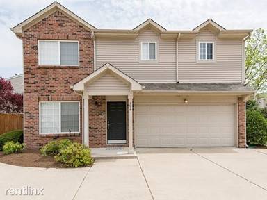 Main picture of 596 Scotch Pine Dr