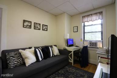 Main picture of 120A Babcock St