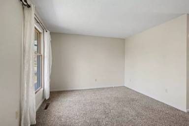 Main picture of 5705 Lessandro St