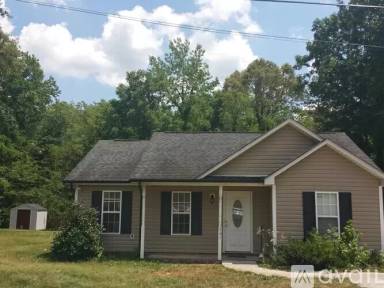 Main picture of 317 Echo Ave