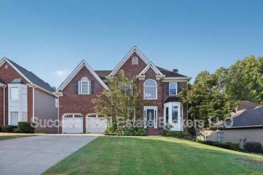 Main picture of 3755 Mashie Ct NW