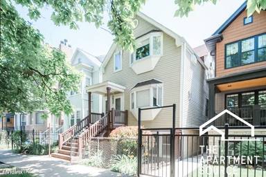 Main picture of 2433 N Talman Ave