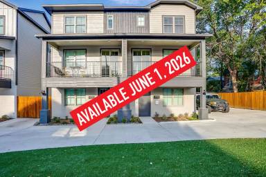 Main picture of 2809 Forest Park Blvd