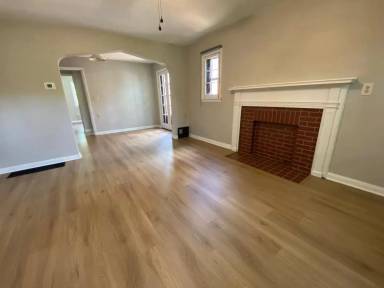 Main picture of 134 W Tulane Rd