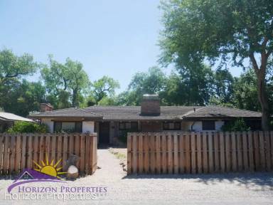 Main picture of 2780 Lacy Ln