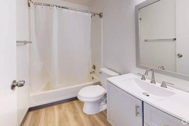 Main picture of 70 Bear River Dr