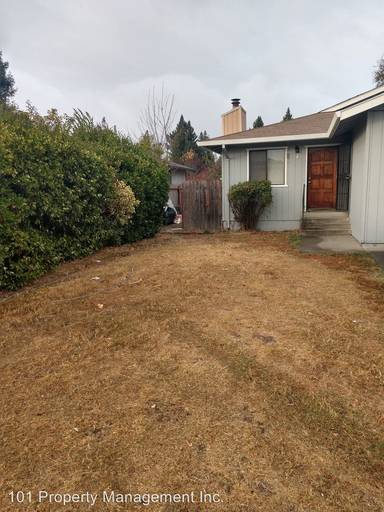 Main picture of 120 Oak Manor Dr