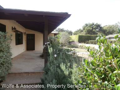 Main picture of 1595 Miramar Ln