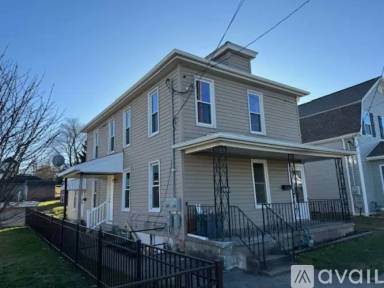 Main picture of 104 Baughman Ave