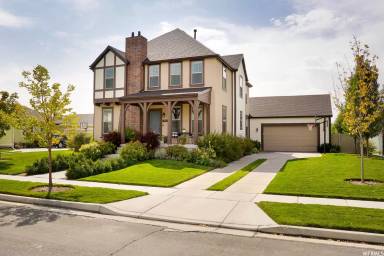 Main picture of 321 Autumn Cherry Way