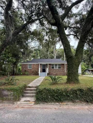 Main picture of 2120 Glynnwood Dr
