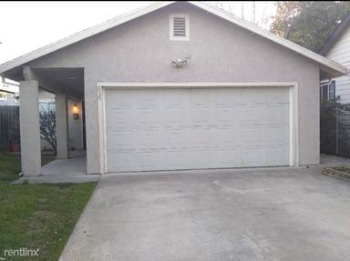 Main picture of 639 Andrew St
