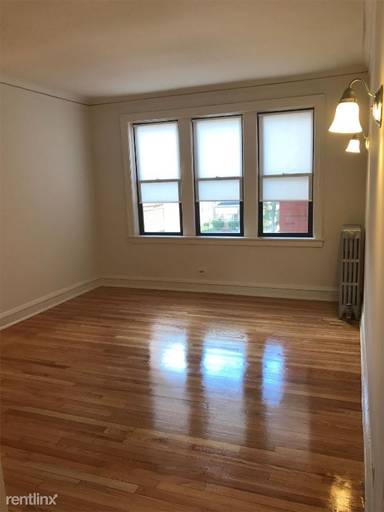 Main picture of 10736-40 S Calumet Ave