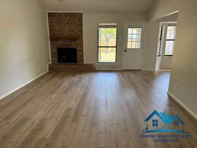 Main picture of 1637 Parkview Dr
