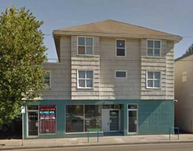 Main picture of 2708 NE Sandy Blvd