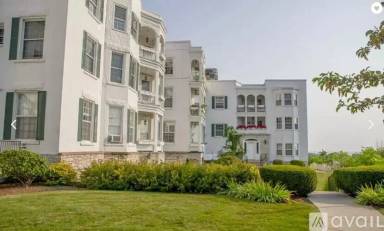 Main picture of 1260 N Prospect Ave