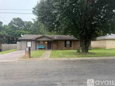 Main picture of 304 Patriot Cir