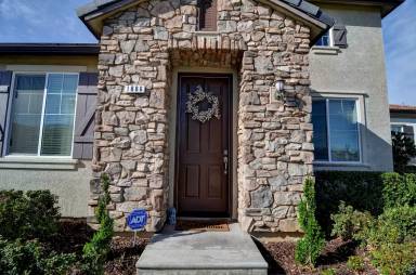 Main picture of 1886 N Highland Ave