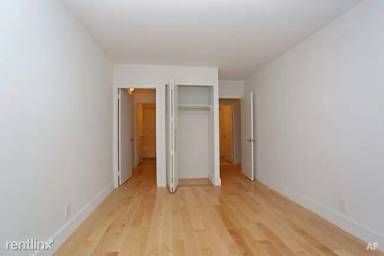 Main picture of Midwest Court