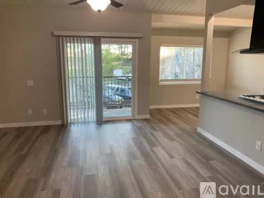 Main picture of 2777 Nimitz Blvd