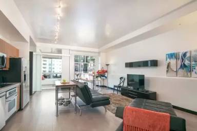 Main picture of Urban Homes at 350 West Ash