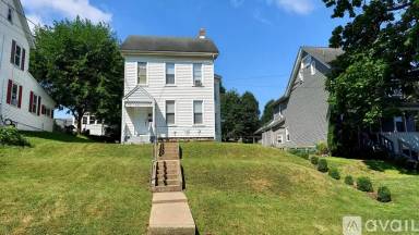 Main picture of 2104 Lincoln Ave