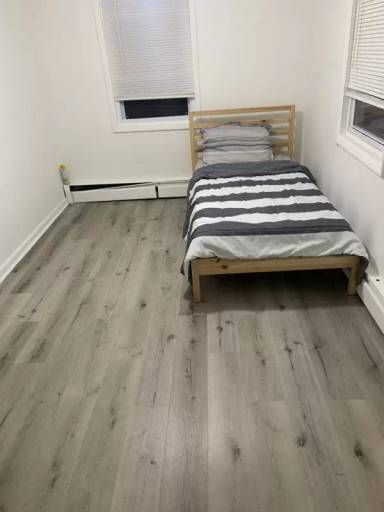 Main picture of 114 S Lee St