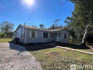 Main picture of 821 Robertson St
