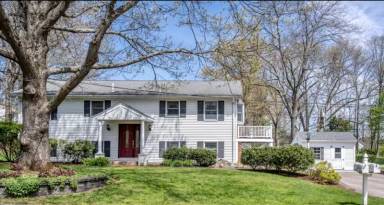Main picture of 5 Juniper Rd
