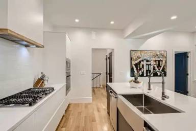 Main picture of 20 S Sherman St