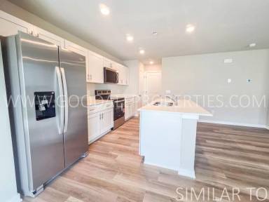 Main picture of 3595 Pershing Ln