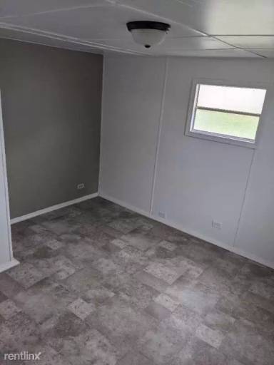 Main picture of 106 Bradley Ave