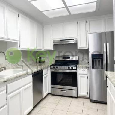 Main picture of 5632 Mapleridge Ct