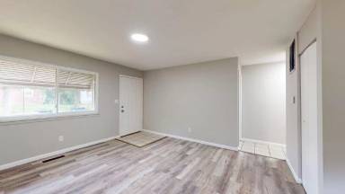Main picture of 583 Chittenden St