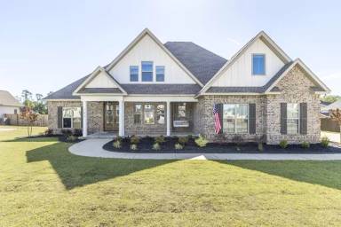 Main picture of 105 Dewberry Trl