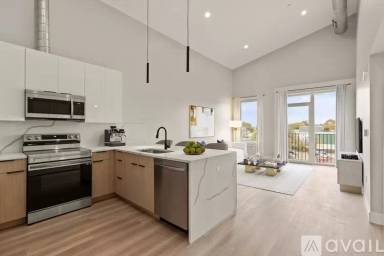 Main picture of 211 Green St