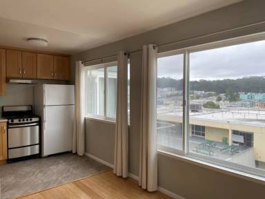 Main picture of 710 25th Ave