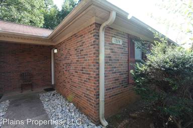 Main picture of 1374 Kurt Cir