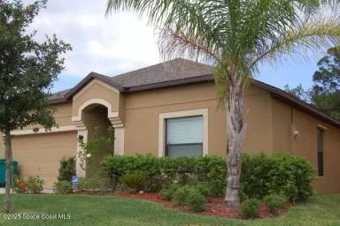 Main picture of 464 Dryden Cir