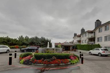 Main picture of 2760 76th Ave SE