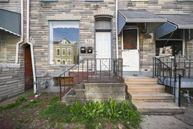 Main picture of 827 N 10th St