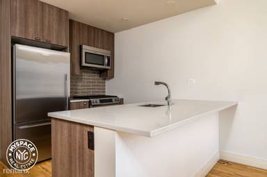 Main picture of 53 Broadway