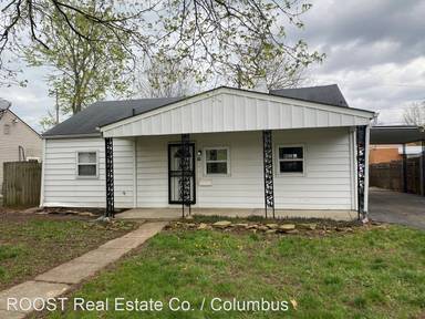 Main picture of 400 S Hampton Rd