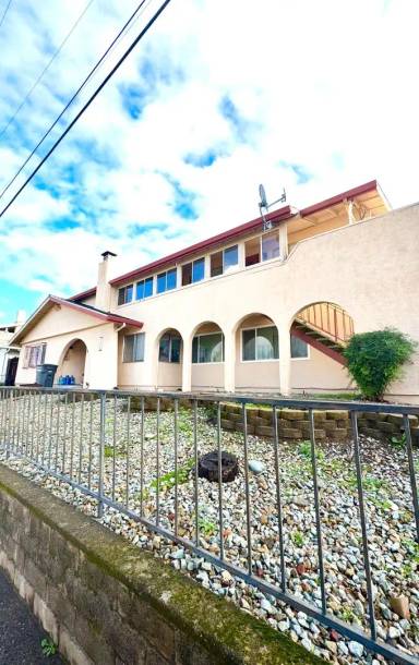 Main picture of 335 Buckeye Ter