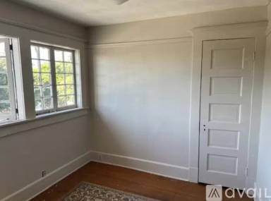 Main picture of 901 Pier View Way