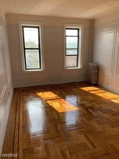 Main picture of 285 Hawthorne St