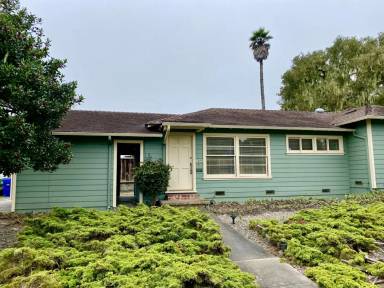 Main picture of 635 Gibson Ave