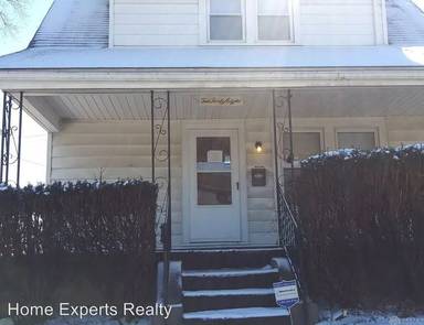 Main picture of 208 E Siebenthaler Ave
