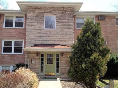 Main picture of 622 W Clark St