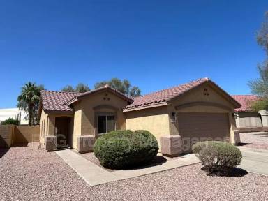 Main picture of 13438 W Young St